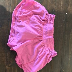 Sonic pink size 0 lululemon hotty hots